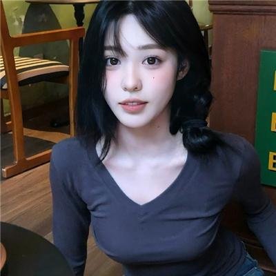 踉跄的女孩